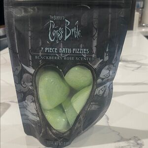 Bath bombs 7 piece Corpse Bride  NIB